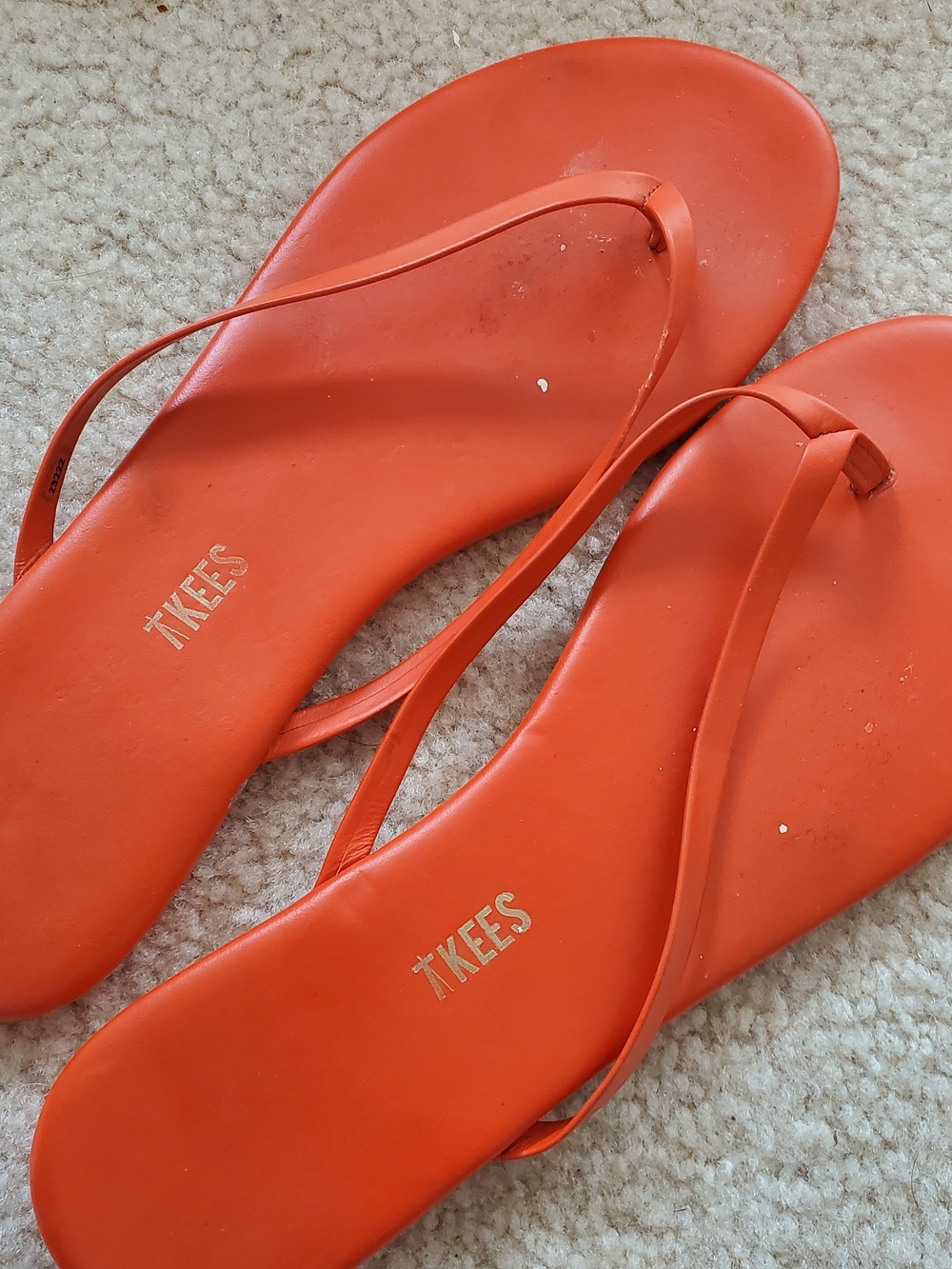 TKEES Orange Slim-Strap Flip Flop Sandals sz 11M